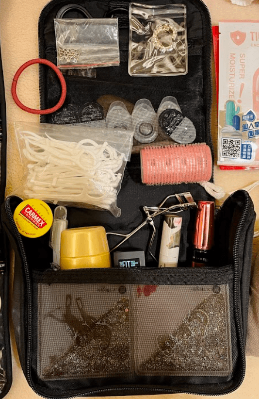 旅行行李打包化妝品