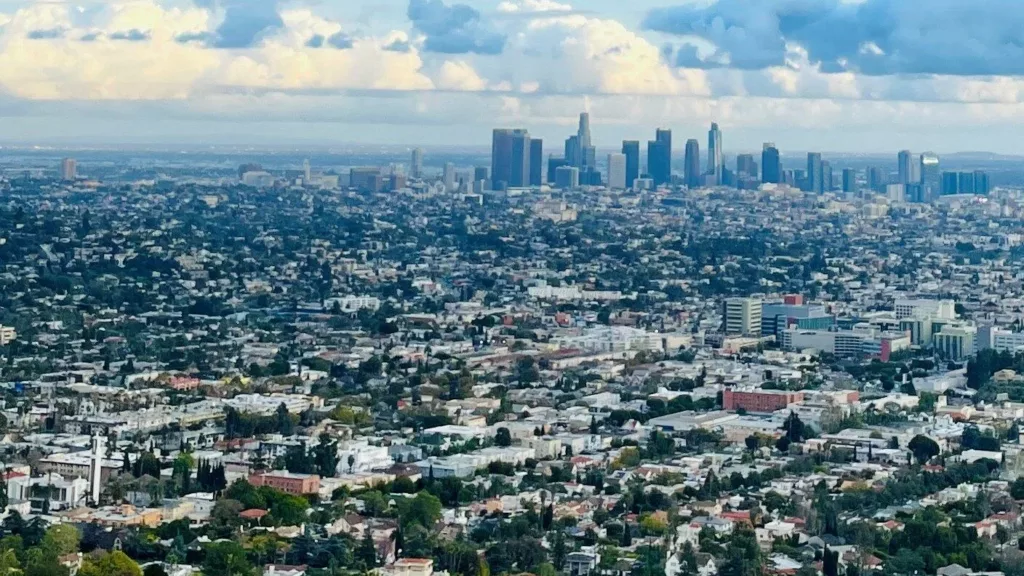 一個女生沙發衝浪：深度體驗洛杉磯格瑞菲斯天文台 Griffith Observatory