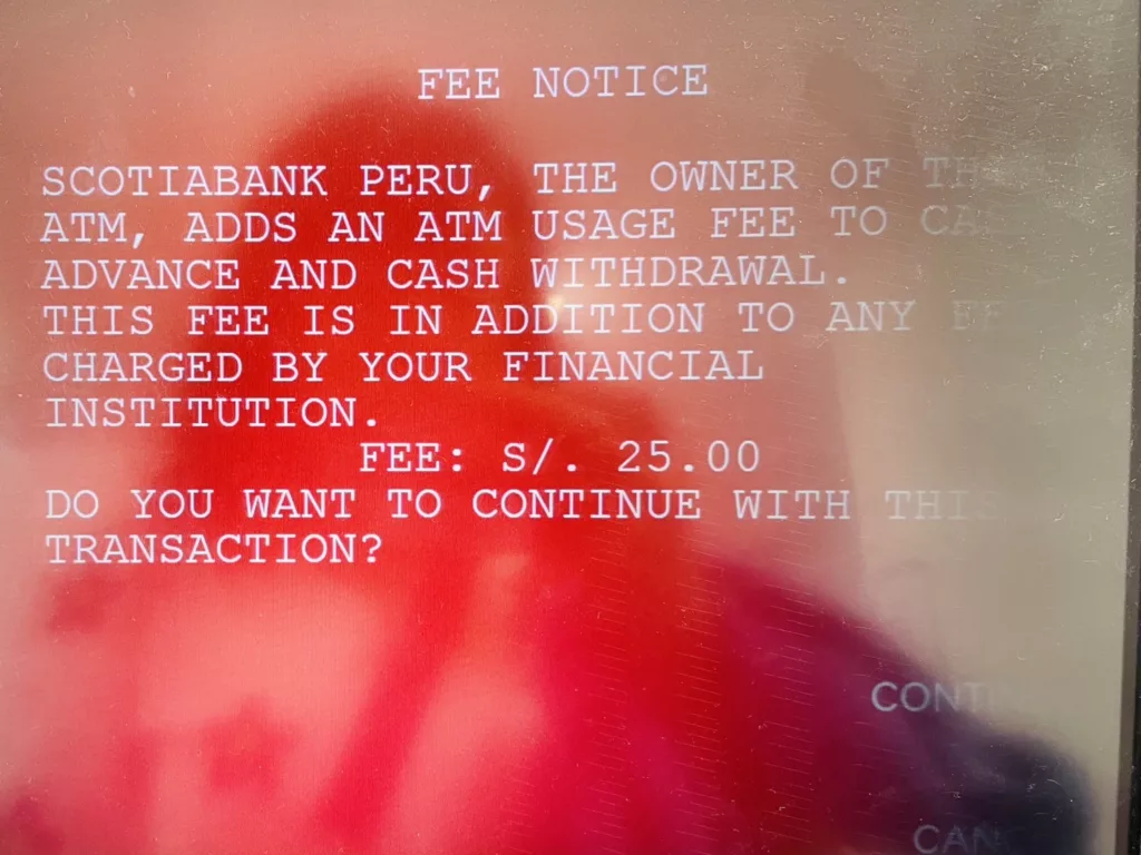 Scotiabank的ATM提領畫面，手續費金額